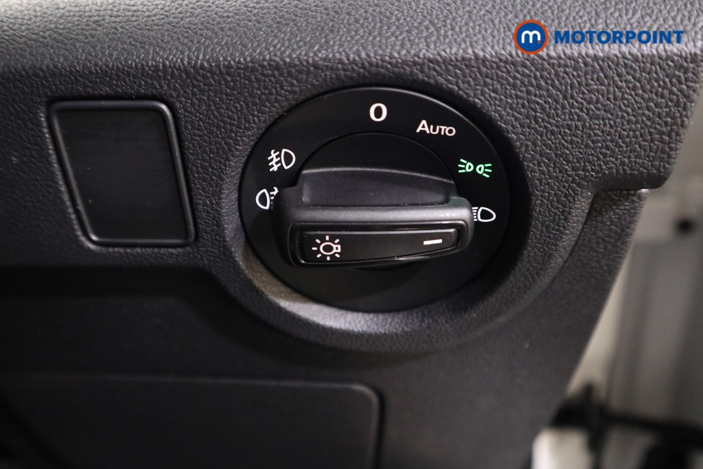 Volkswagen T-Cross R-Line Manual Petrol SUV - Stock Number (1593449) - 11th supplementary image