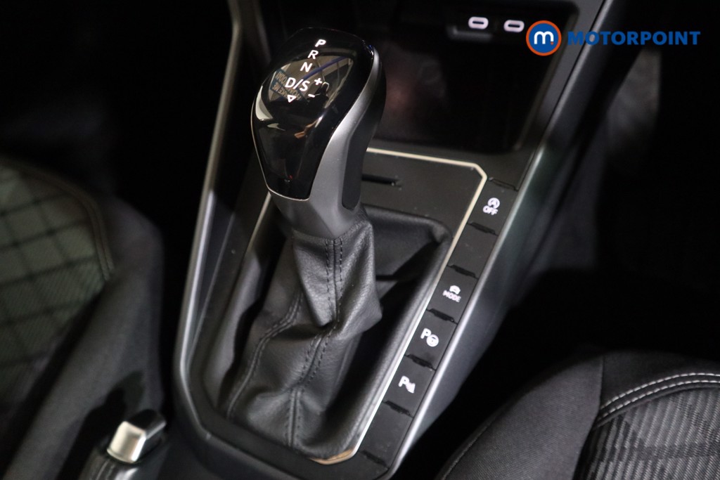 Volkswagen Taigo R-Line Automatic Petrol SUV - Stock Number (1593493) - 10th supplementary image