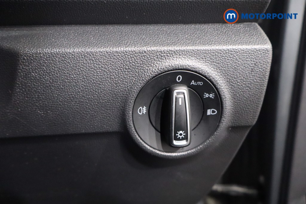 Volkswagen T-Roc SE Manual Petrol SUV - Stock Number (1593500) - 19th supplementary image