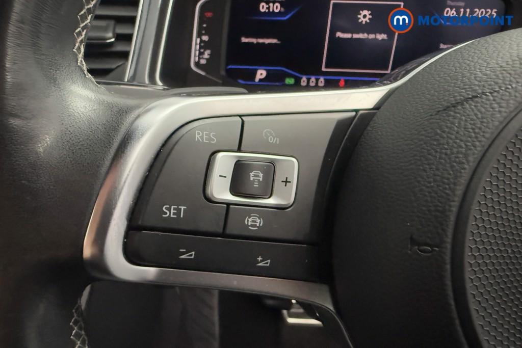 Volkswagen T-Roc R-Line Automatic Diesel SUV - Stock Number (1593690) - 4th supplementary image