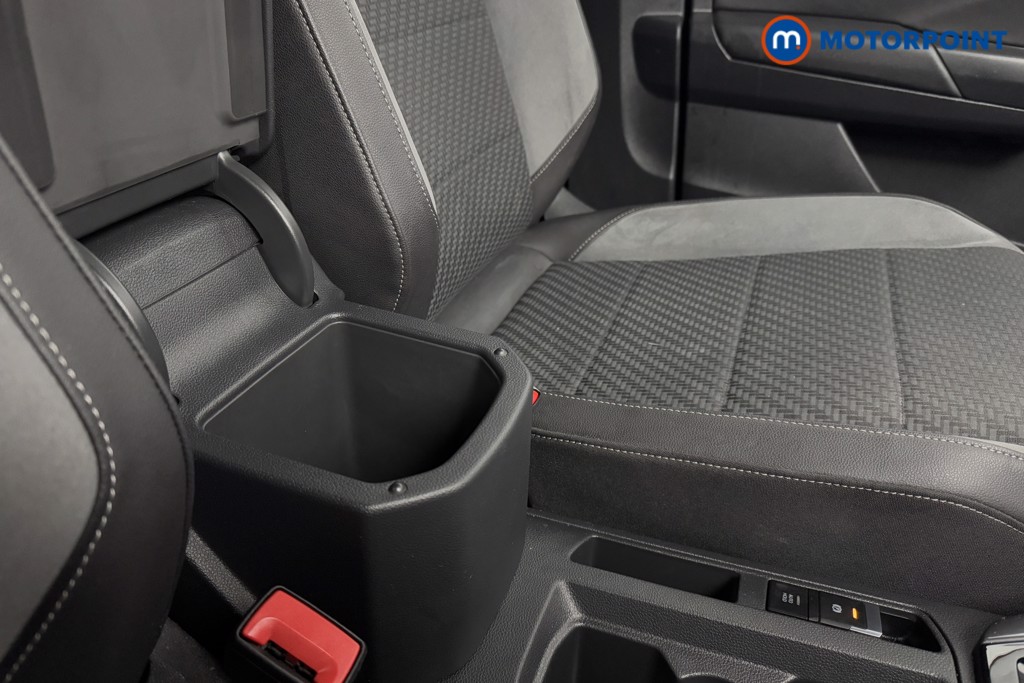 Volkswagen T-Roc R-Line Automatic Diesel SUV - Stock Number (1593690) - 17th supplementary image