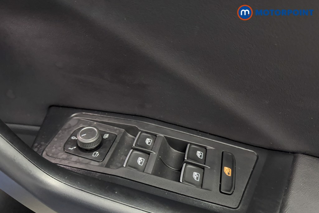 Volkswagen T-Roc R-Line Automatic Diesel SUV - Stock Number (1593690) - 21st supplementary image