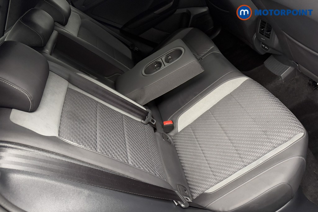 Volkswagen T-Roc R-Line Automatic Diesel SUV - Stock Number (1593690) - 27th supplementary image