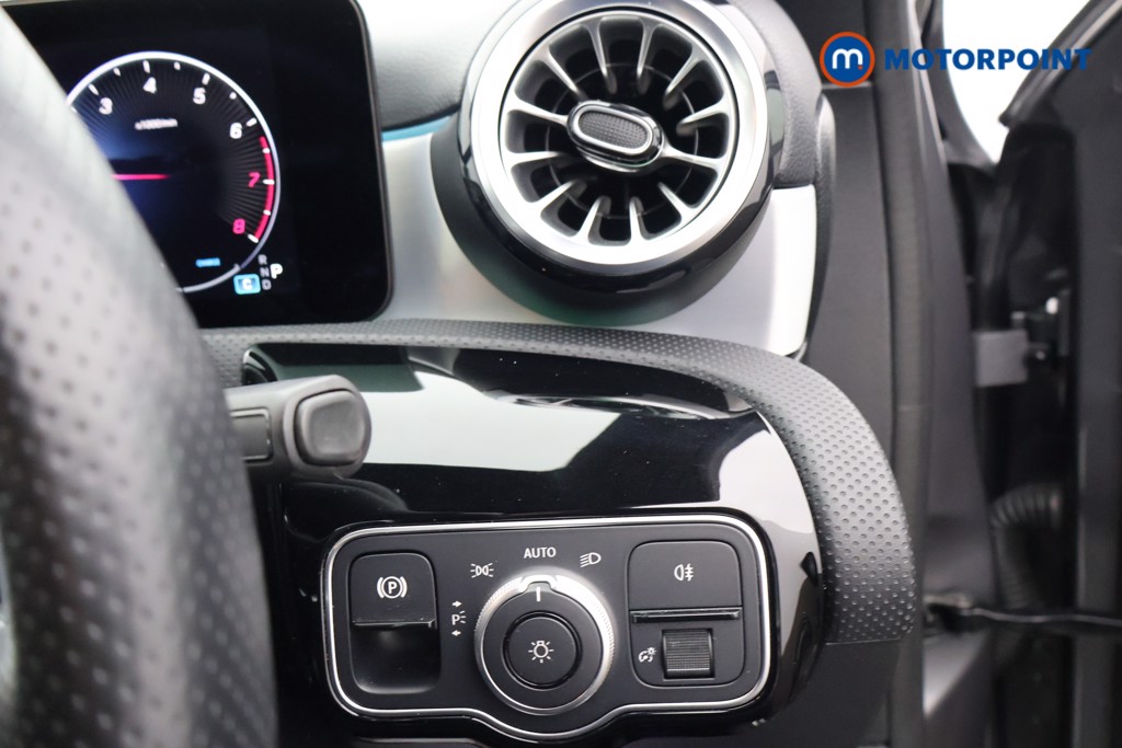 Mercedes-Benz A Class Amg Line Automatic Petrol Hatchback - Stock Number (1594404) - 7th supplementary image