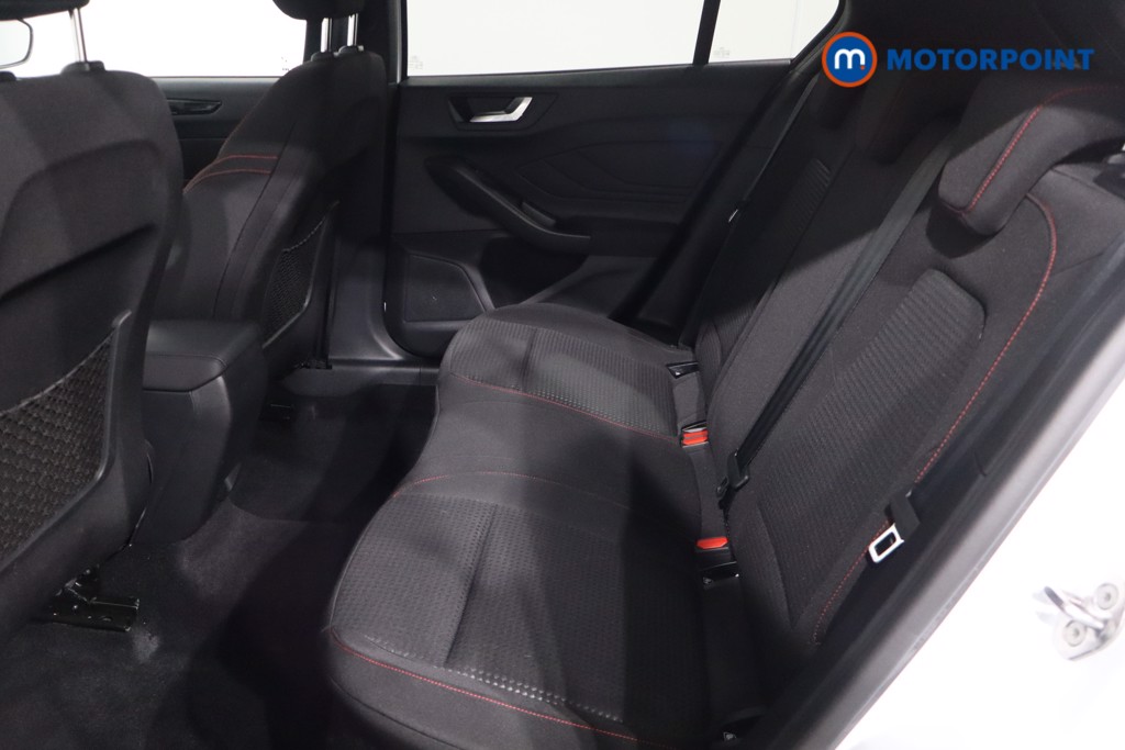 Ford Focus St-Line Manual Petrol Hatchback - Stock Number (1594622) - 5th supplementary image