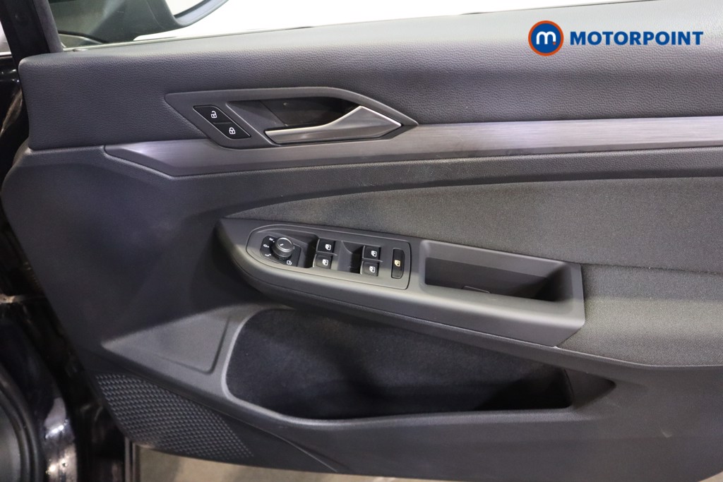 Volkswagen Golf Style Manual Petrol Hatchback - Stock Number (1594945) - 9th supplementary image