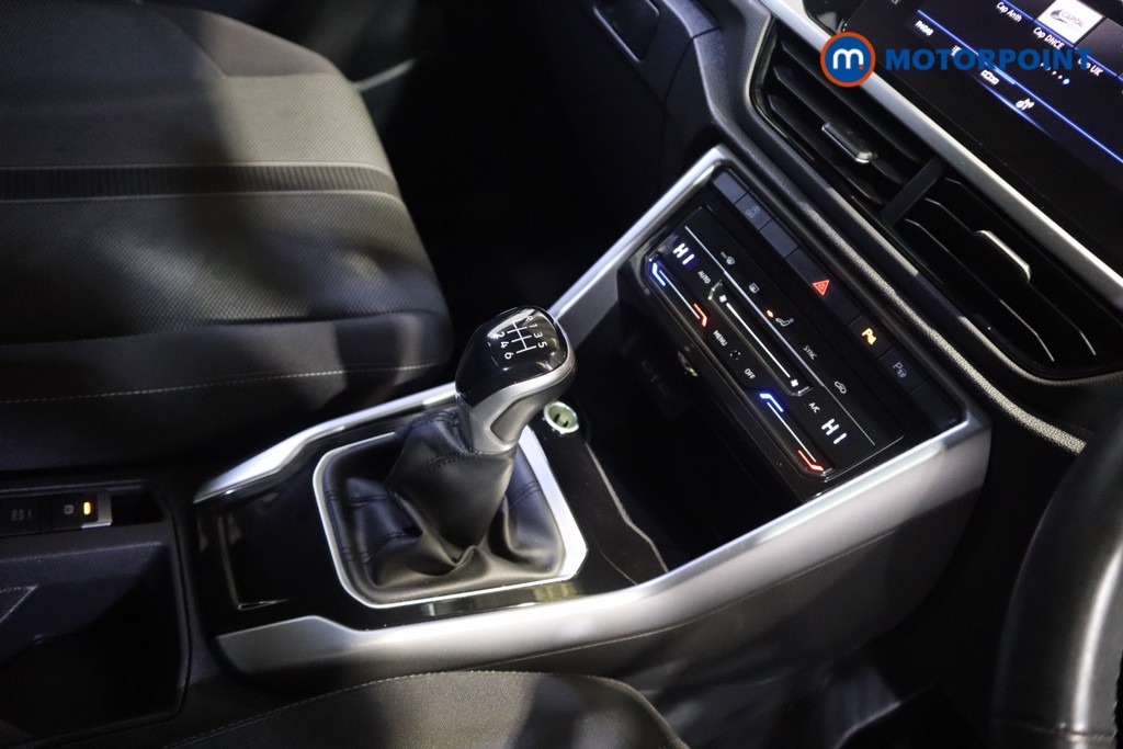 Volkswagen T-Roc Life Manual Petrol SUV - Stock Number (1595179) - 7th supplementary image