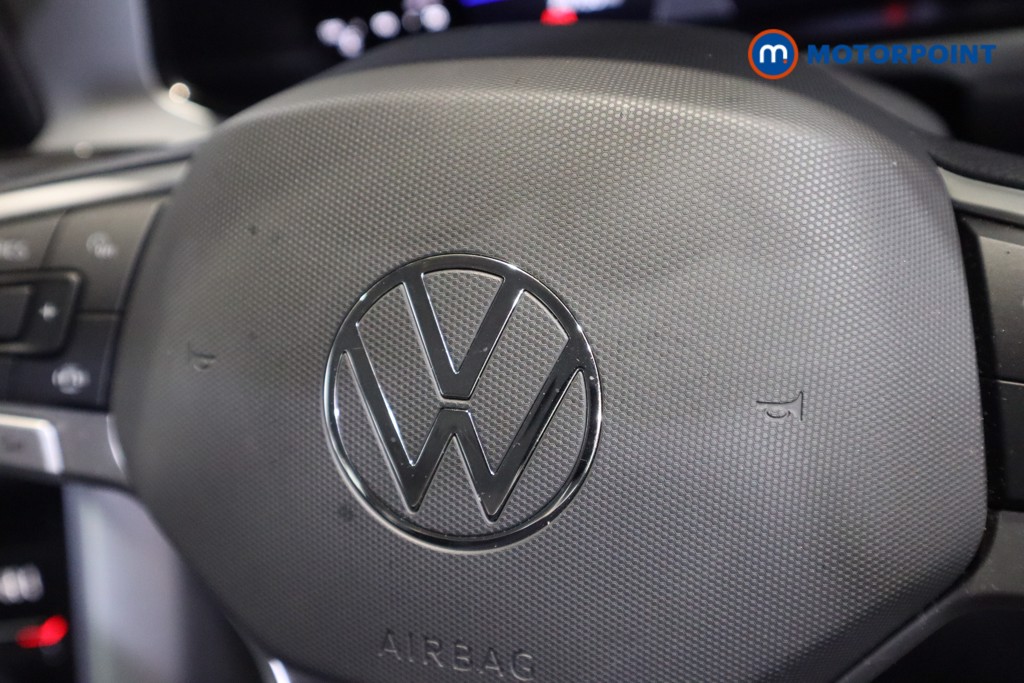 Volkswagen T-Roc Life Manual Petrol SUV - Stock Number (1595179) - 14th supplementary image