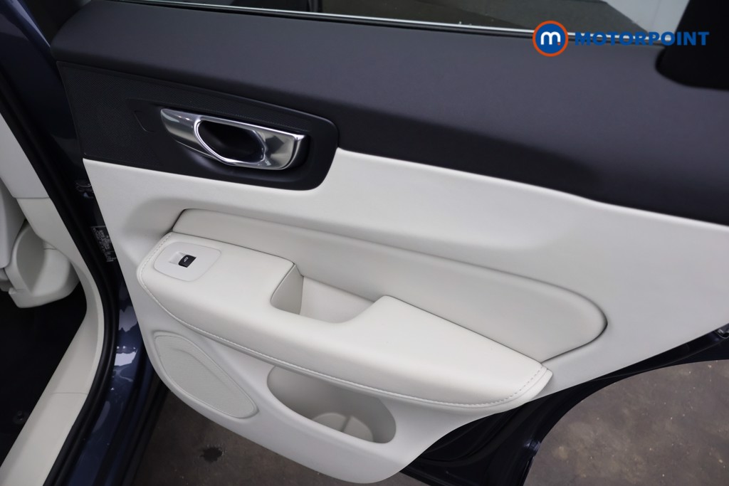 Volvo Xc60 Inscription Automatic Diesel SUV - Stock Number (1572331) - 15th supplementary image