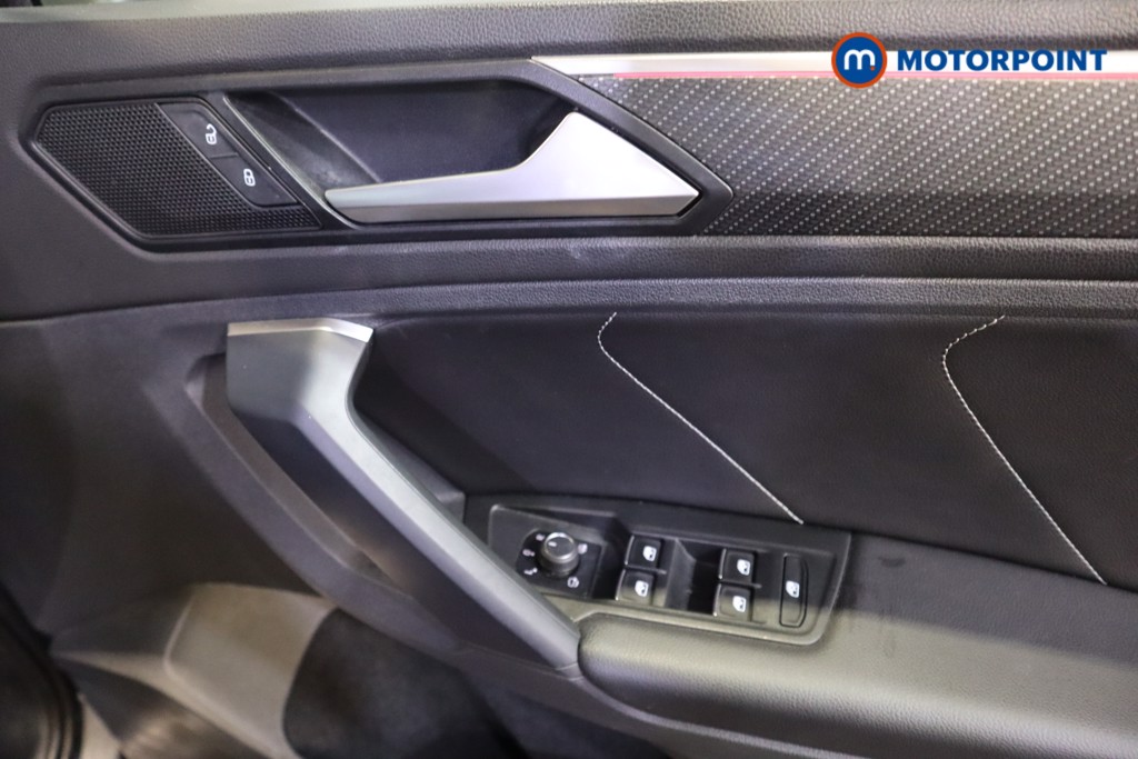Volkswagen Tiguan R-Line Automatic Petrol SUV - Stock Number (1572336) - 10th supplementary image