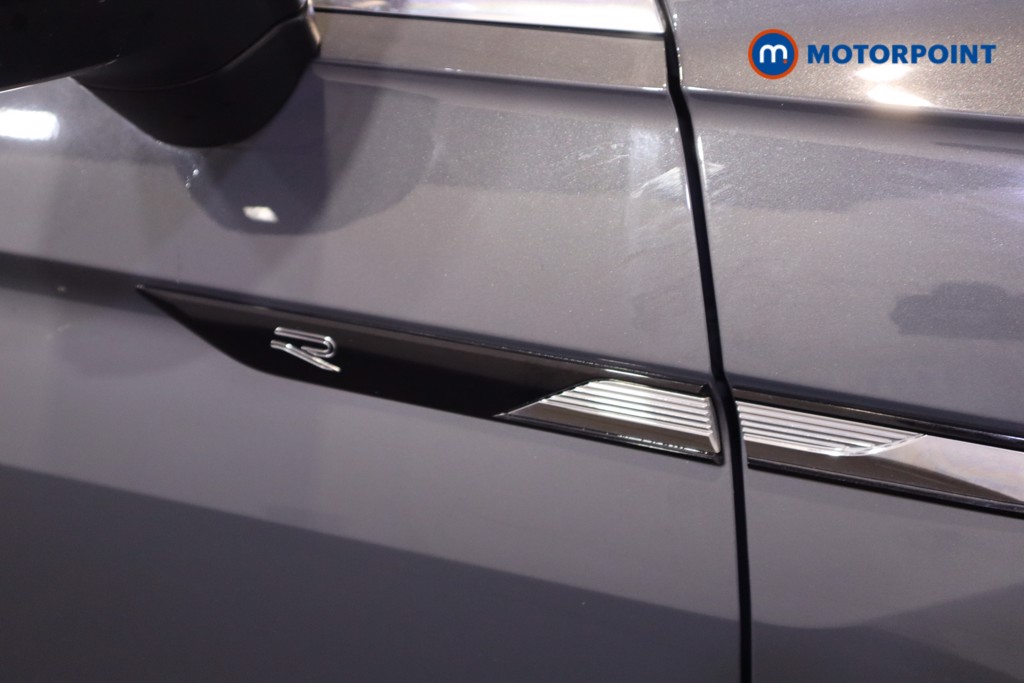 Volkswagen Tiguan R-Line Automatic Petrol SUV - Stock Number (1572336) - 26th supplementary image