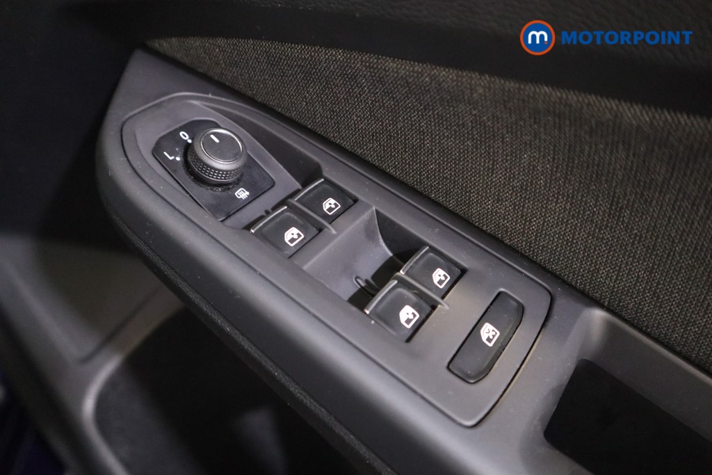 Volkswagen Golf Life Manual Petrol Hatchback - Stock Number (1581358) - 13th supplementary image