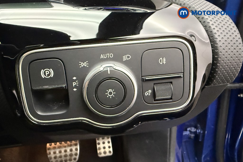 Mercedes-Benz A Class Amg Line Automatic Petrol Saloon - Stock Number (1582781) - 29th supplementary image