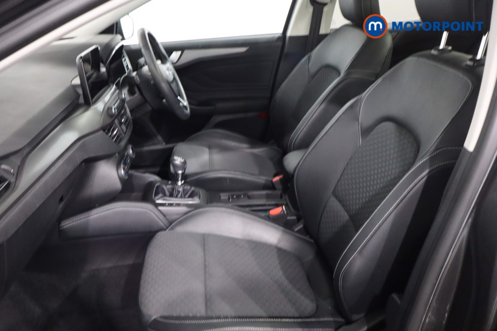 Ford Focus Titanium X Manual Petrol Estate - Stock Number (1583709) - 4th supplementary image