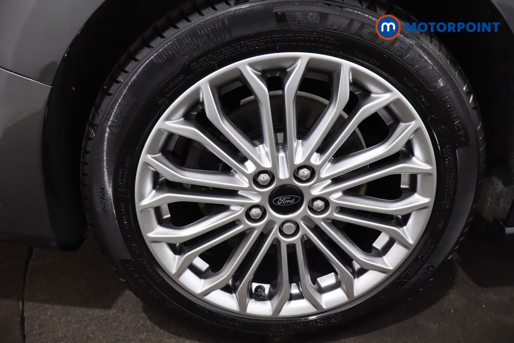 Ford Focus Titanium X Manual Petrol Estate - Stock Number (1583709) - 9th supplementary image