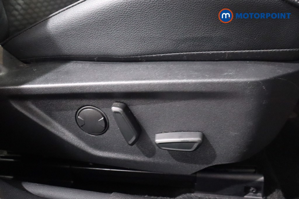 Ford Focus Titanium X Manual Petrol Estate - Stock Number (1583709) - 22nd supplementary image