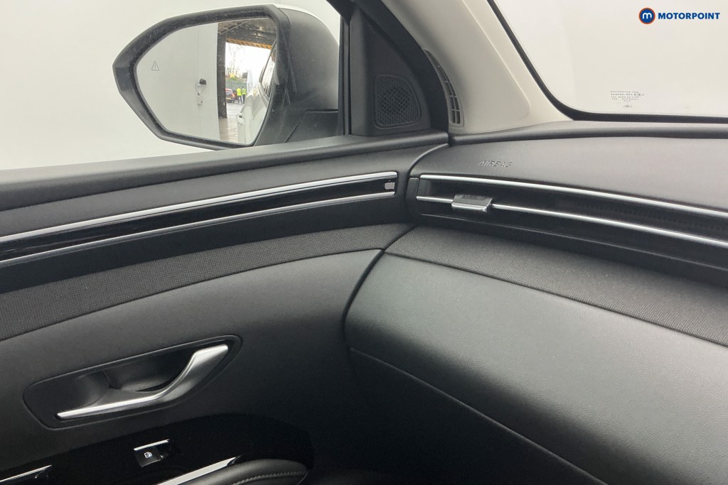 Hyundai Tucson Ultimate Manual Petrol SUV - Stock Number (1583833) - 16th supplementary image