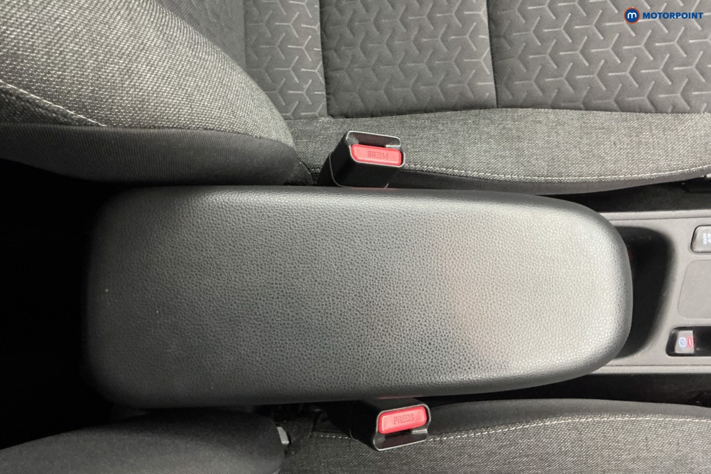 Toyota Yaris Cross Design Automatic Petrol-Electric Hybrid Estate - Stock Number (1584231) - 11th supplementary image