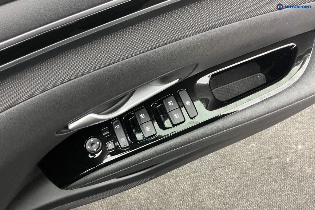 Hyundai Tucson Se Connect Manual Petrol SUV - Stock Number (1584408) - 21st supplementary image