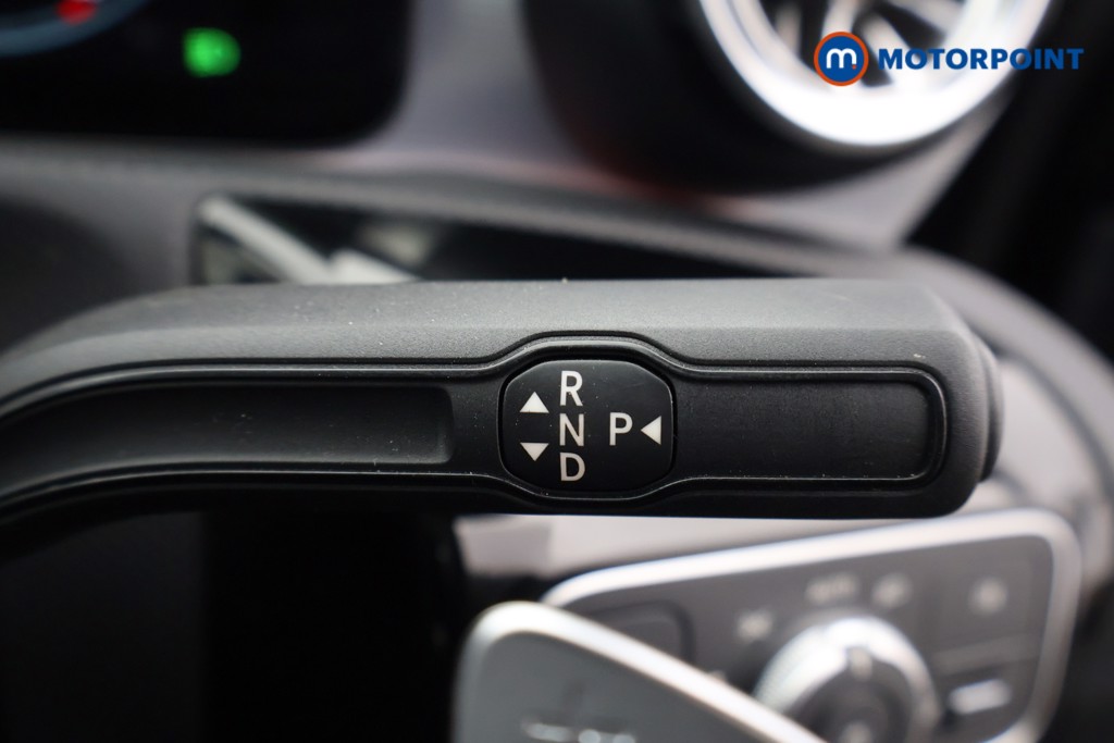 Mercedes-Benz A Class Amg Line Automatic Petrol Hatchback - Stock Number (1584999) - 3rd supplementary image