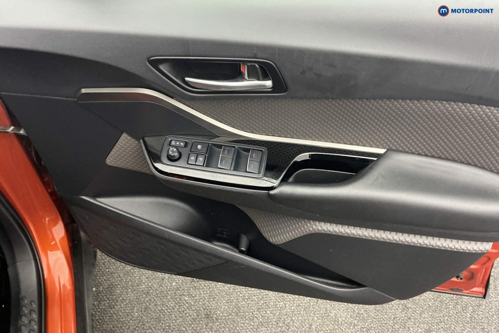 Toyota C-Hr Orange Edition Automatic Petrol-Electric Hybrid SUV - Stock Number (1586884) - 17th supplementary image