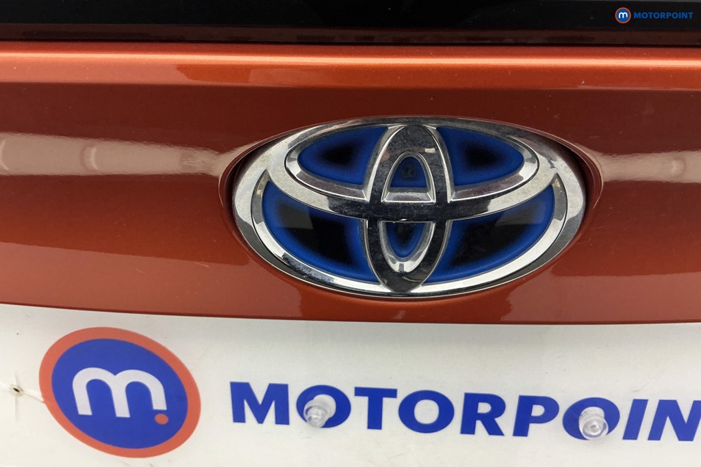 Toyota C-Hr Orange Edition Automatic Petrol-Electric Hybrid SUV - Stock Number (1586884) - 27th supplementary image