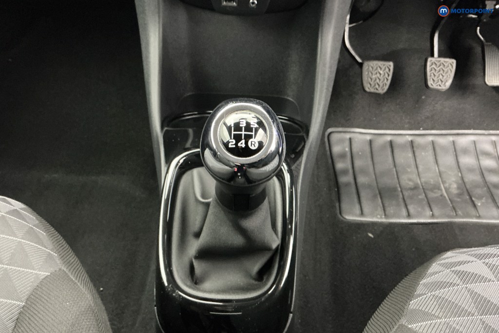 Peugeot 108 Allure Manual Petrol Hatchback - Stock Number (1587377) - 13th supplementary image