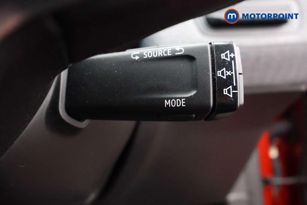 Renault Clio Techno Automatic Petrol-Electric Hybrid Hatchback - Stock Number (1587742) - 4th supplementary image