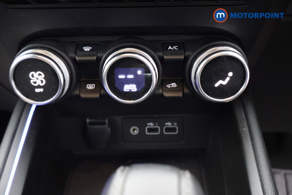 Renault Clio Techno Automatic Petrol-Electric Hybrid Hatchback - Stock Number (1587742) - 9th supplementary image