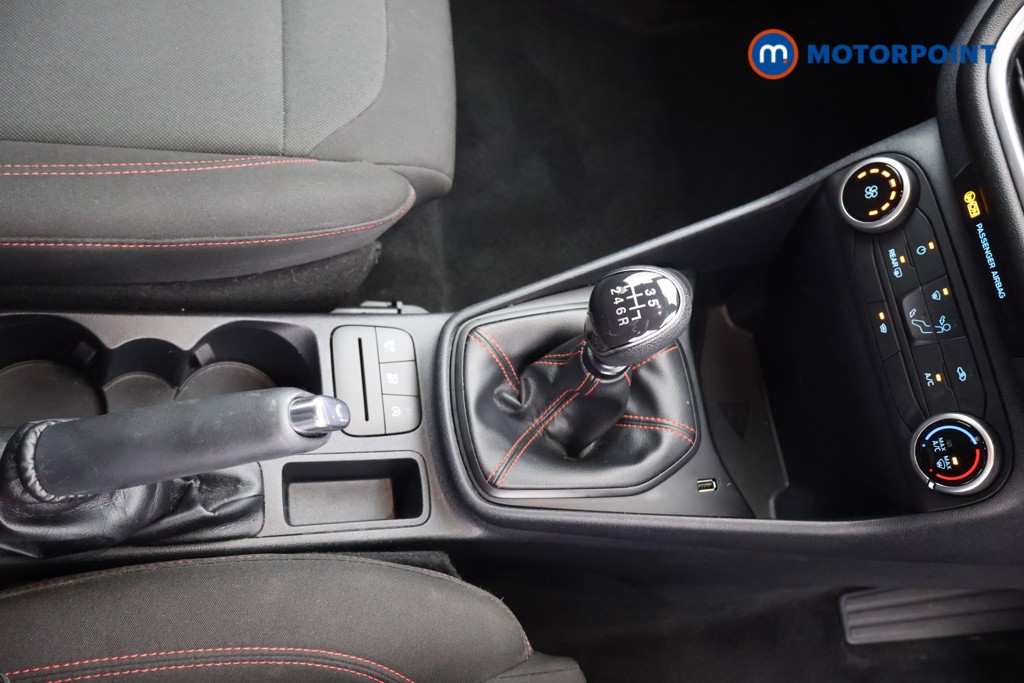 Ford Fiesta St-Line Manual Petrol Hatchback - Stock Number (1587980) - 9th supplementary image