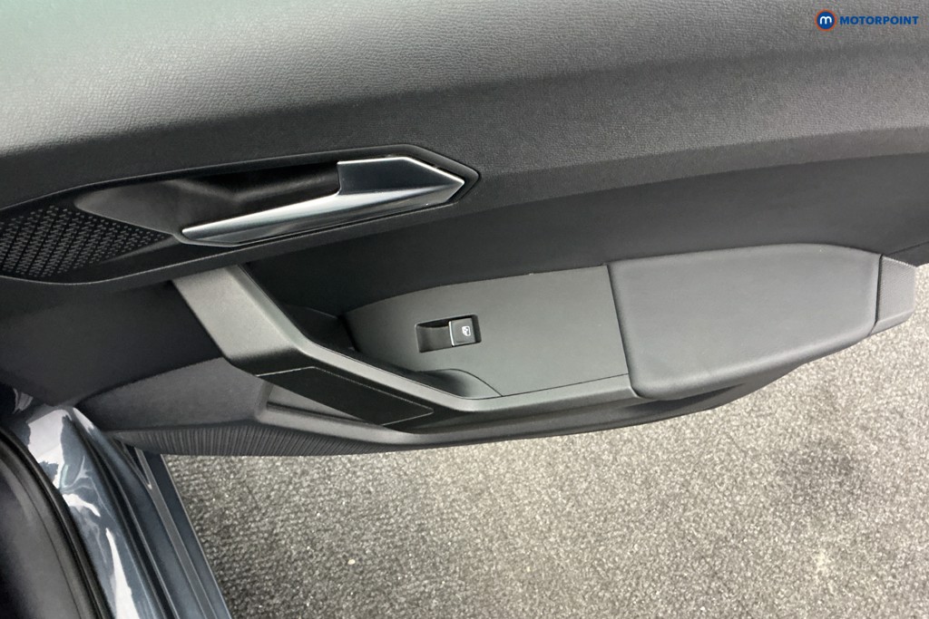 Seat Leon FR Manual Petrol Hatchback - Stock Number (1588108) - 21st supplementary image