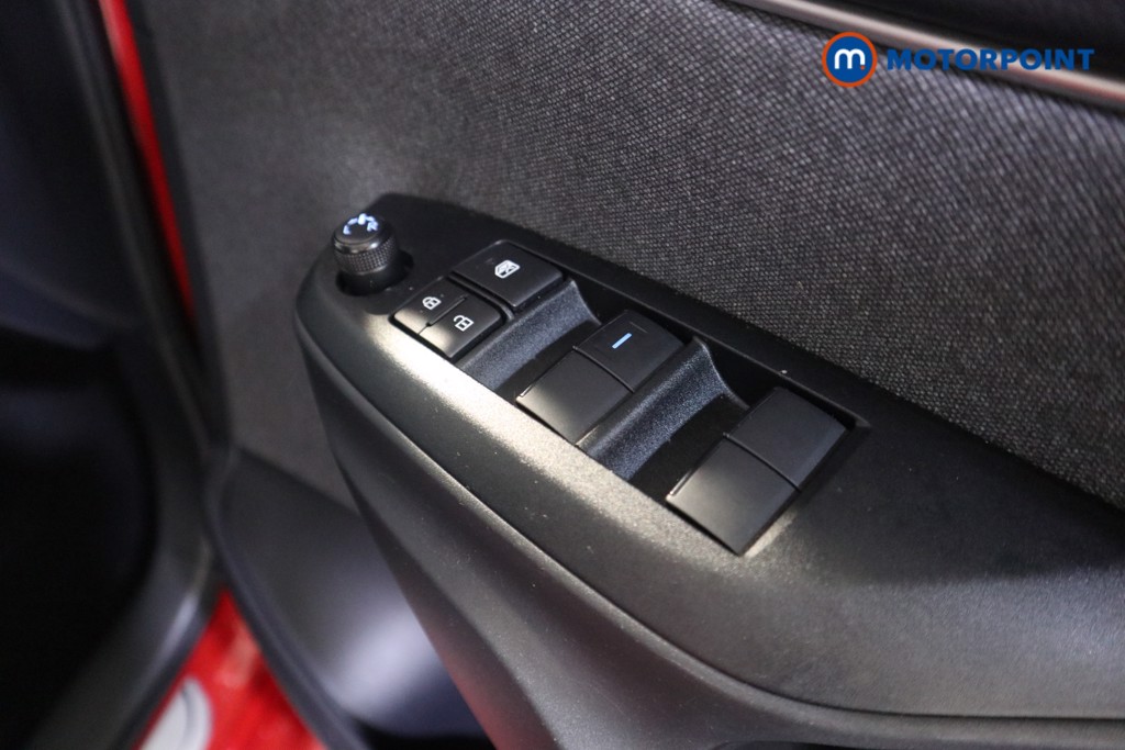 Toyota Yaris Design Automatic Petrol-Electric Hybrid Hatchback - Stock Number (1588985) - 11th supplementary image