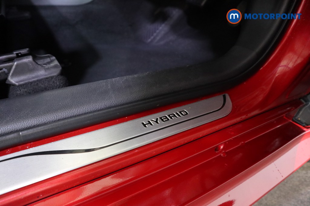 Toyota Yaris Design Automatic Petrol-Electric Hybrid Hatchback - Stock Number (1588985) - 12th supplementary image