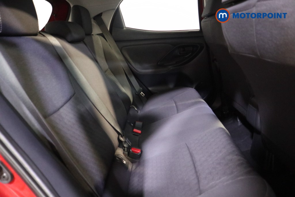 Toyota Yaris Design Automatic Petrol-Electric Hybrid Hatchback - Stock Number (1588985) - 14th supplementary image