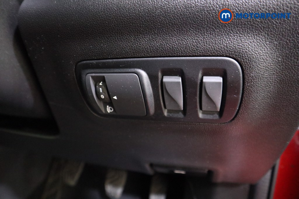 Renault Kadjar Iconic Manual Petrol SUV - Stock Number (1589593) - 12th supplementary image