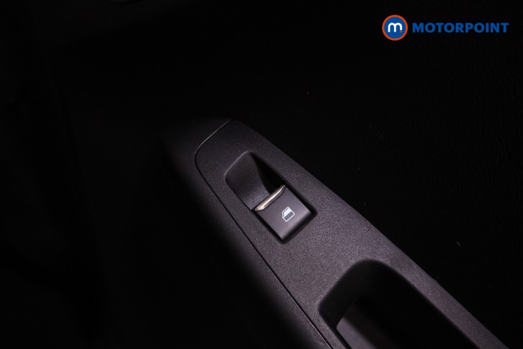 Ford Puma St-Line X Automatic Petrol SUV - Stock Number (1590370) - 16th supplementary image