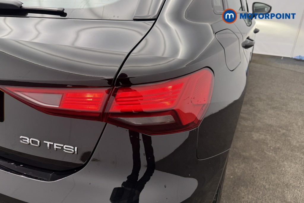 Audi A3 Technik Manual Petrol Hatchback - Stock Number (1591118) - 7th supplementary image