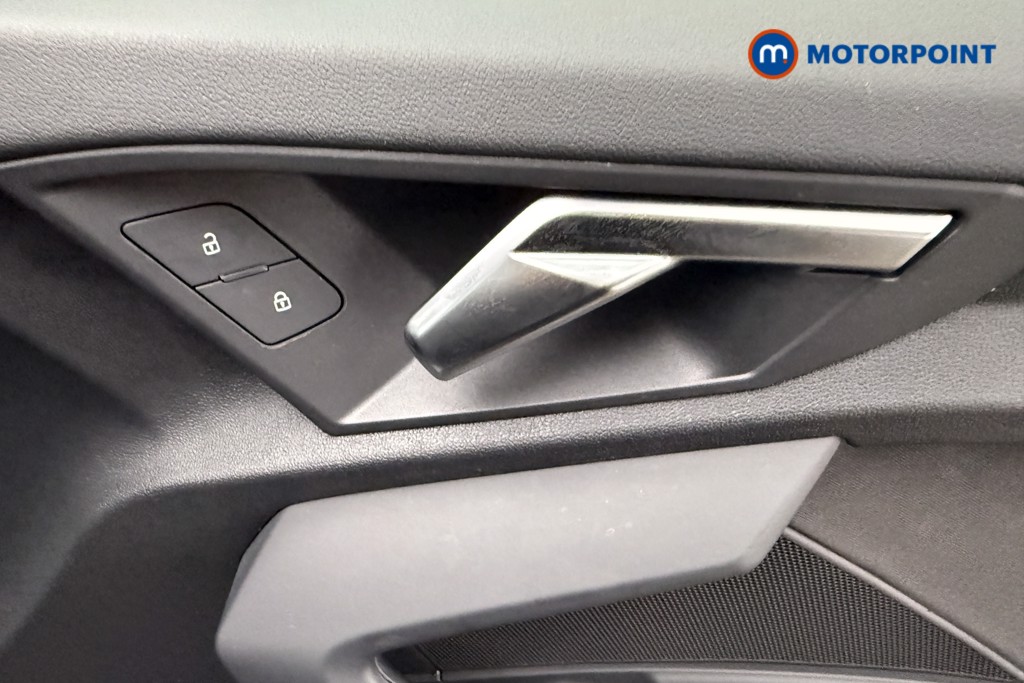 Audi A3 Technik Manual Petrol Hatchback - Stock Number (1591118) - 17th supplementary image