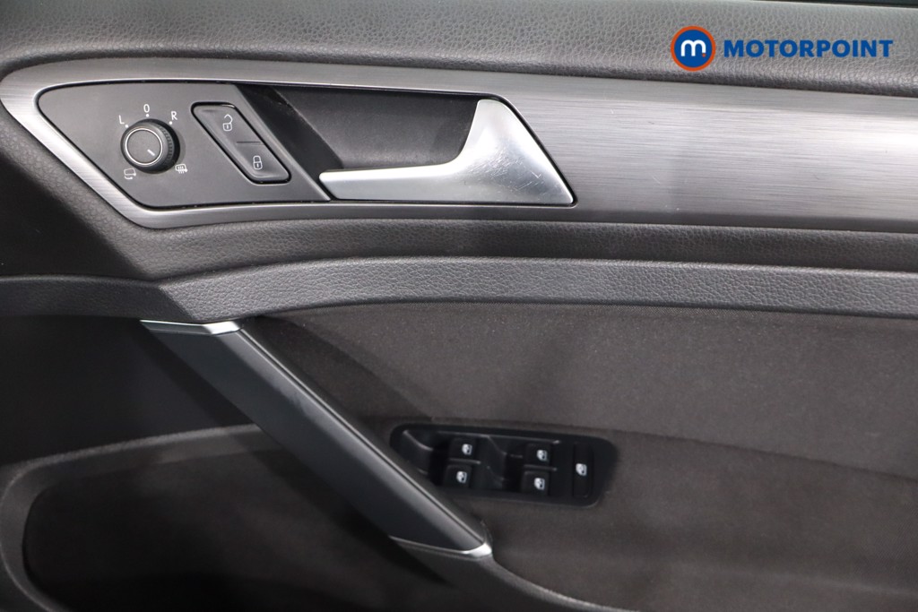 Volkswagen Golf Match Manual Petrol Hatchback - Stock Number (1591319) - 21st supplementary image