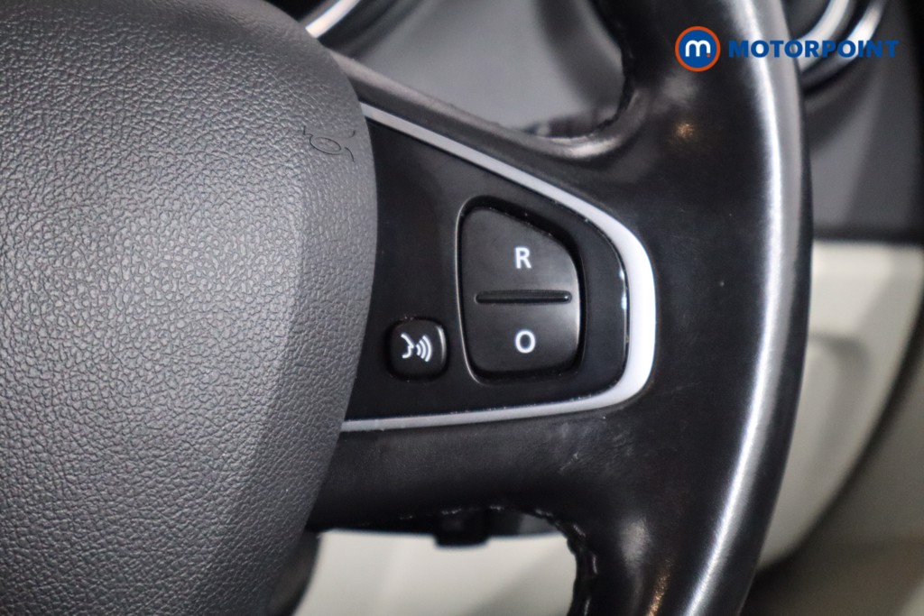 Renault Captur Gt Line Manual Petrol SUV - Stock Number (1591436) - 8th supplementary image