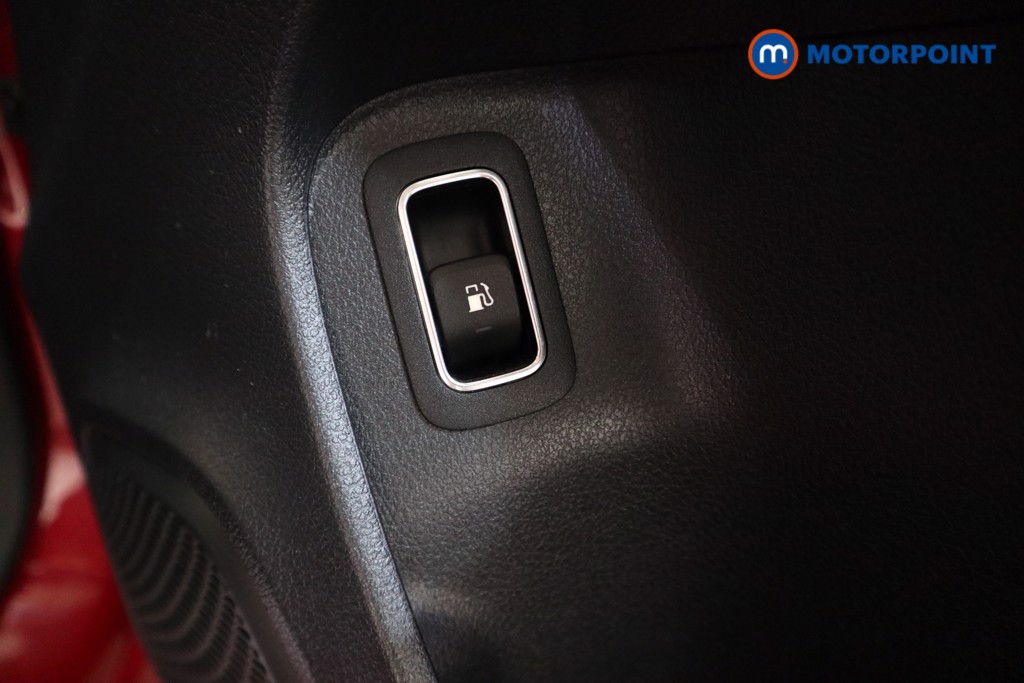 Mercedes-Benz A Class Amg Line Premium Edition Automatic Petrol Plug-In Hybrid Saloon - Stock Number (1591441) - 15th supplementary image