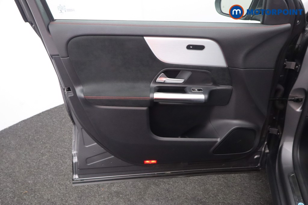 Mercedes-Benz EQA Amg Line Automatic Electric SUV - Stock Number (1591543) - 20th supplementary image