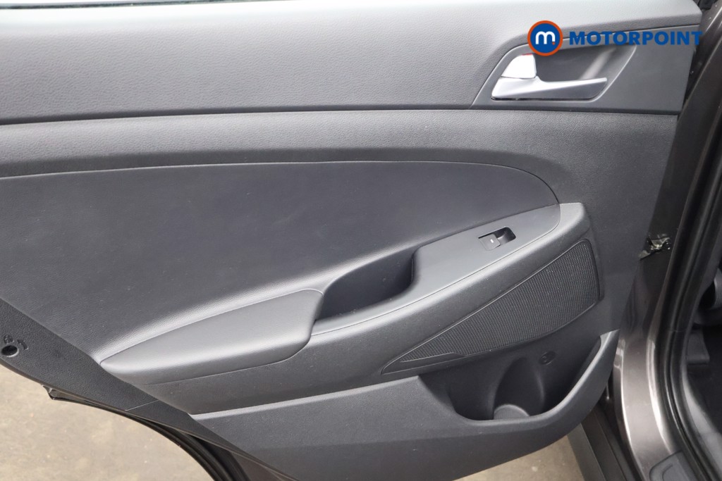 Hyundai Tucson Se Nav Manual Petrol SUV - Stock Number (1591751) - 21st supplementary image