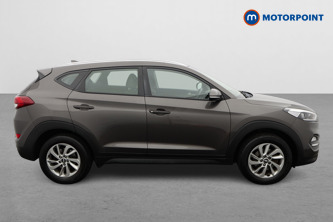 Hyundai Tucson Se Nav Manual Petrol SUV - Stock Number (1591751) - Drivers side