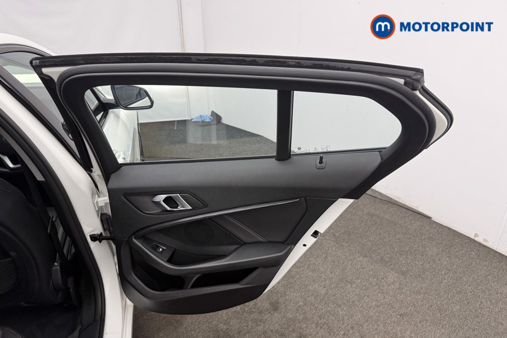 BMW 1 Series Sport Automatic Petrol Hatchback - Stock Number (1591843) - 15th supplementary image