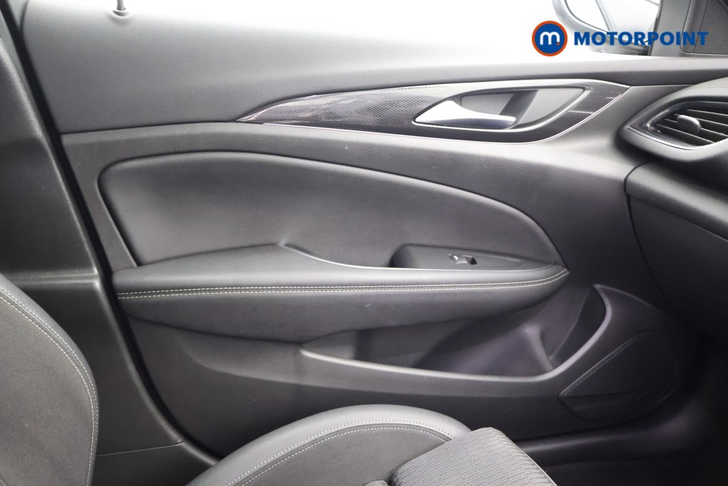 Vauxhall Insignia Sri Vx-Line Manual Petrol Hatchback - Stock Number (1592486) - 7th supplementary image