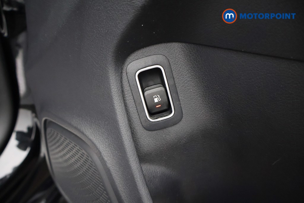 Mercedes-Benz CLA Amg Line Automatic Petrol Plug-In Hybrid Coupe - Stock Number (1592875) - 16th supplementary image