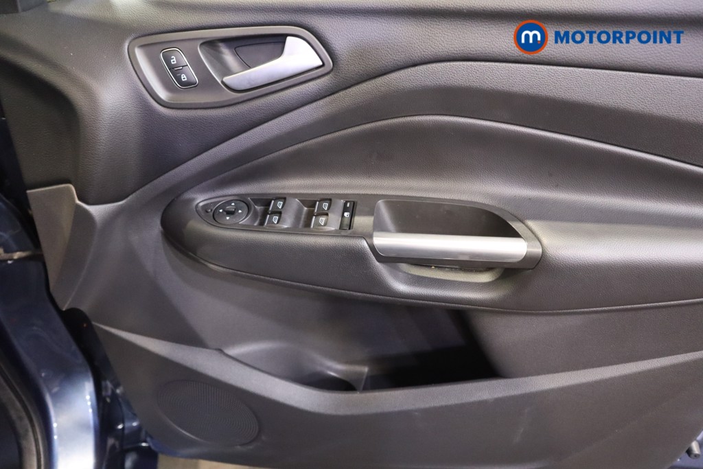 Ford Kuga St-Line Manual Petrol SUV - Stock Number (1592918) - 10th supplementary image