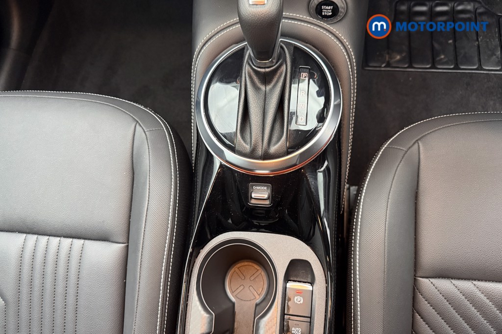 Nissan Juke Tekna Automatic Petrol SUV - Stock Number (1592997) - 17th supplementary image