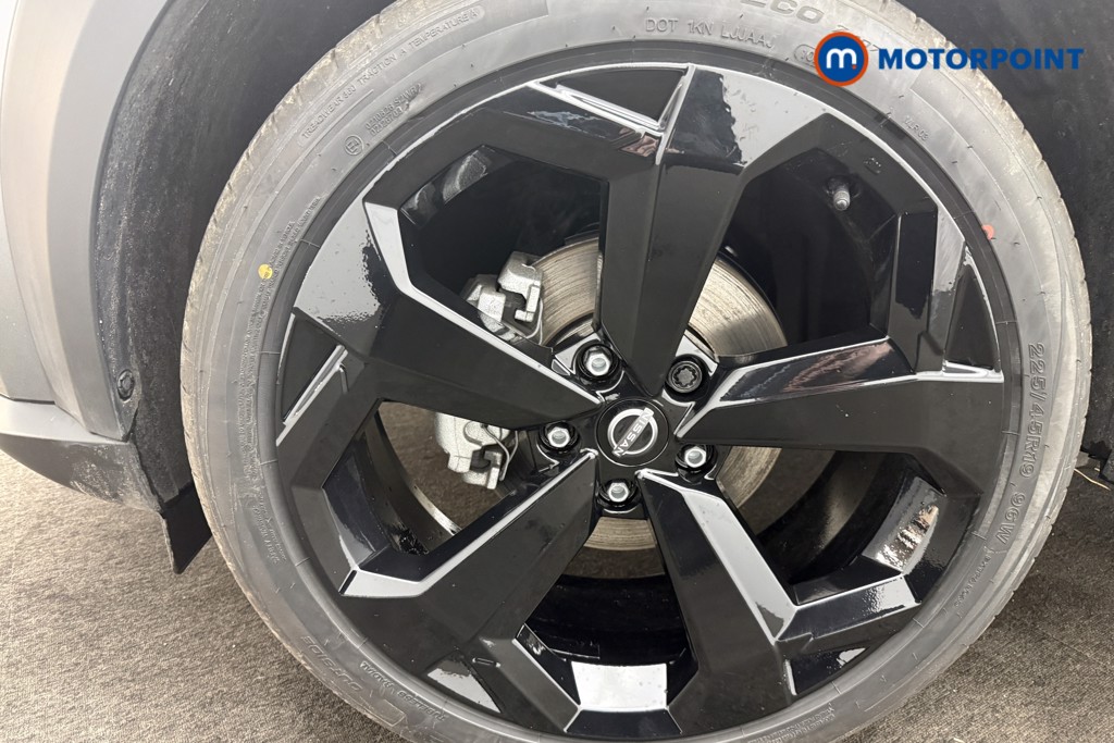 Nissan Juke Tekna Automatic Petrol SUV - Stock Number (1592997) - 1st supplementary image